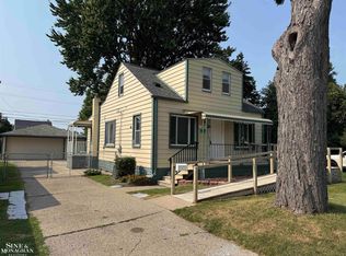 16454 E Ten Mile Rd, Eastpointe, MI 48021