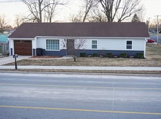 6 E College St, Marshall, MO 65340