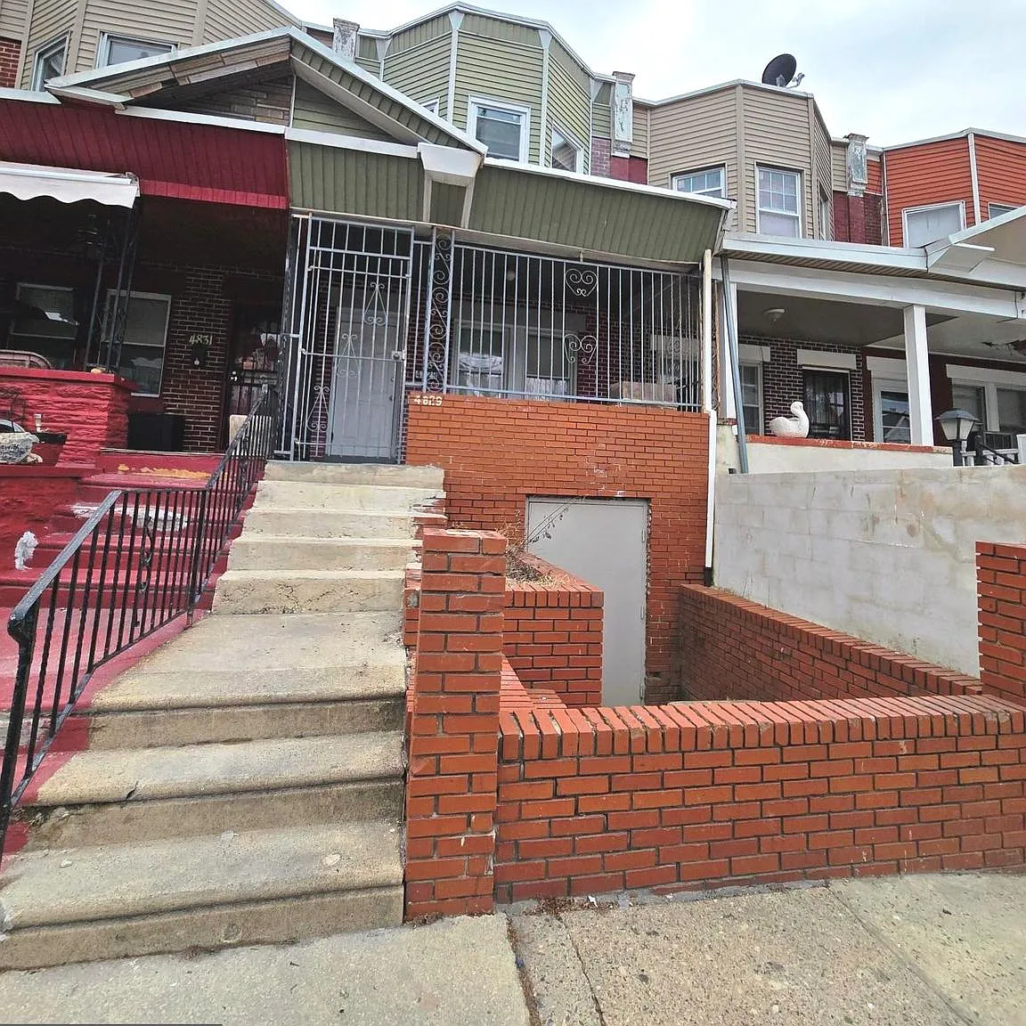 3 bed, 1070 sqft, $1,600 — Photo 1