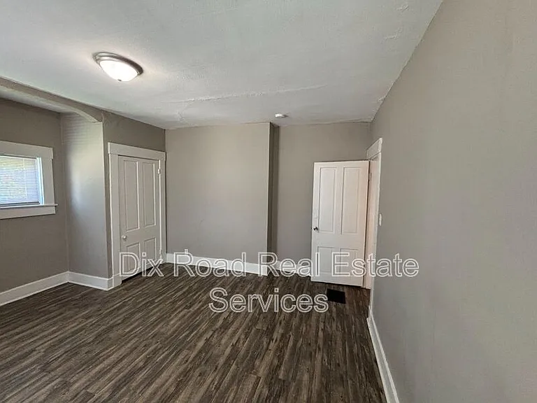 545 Rockdale Ave #2 — Photo 16