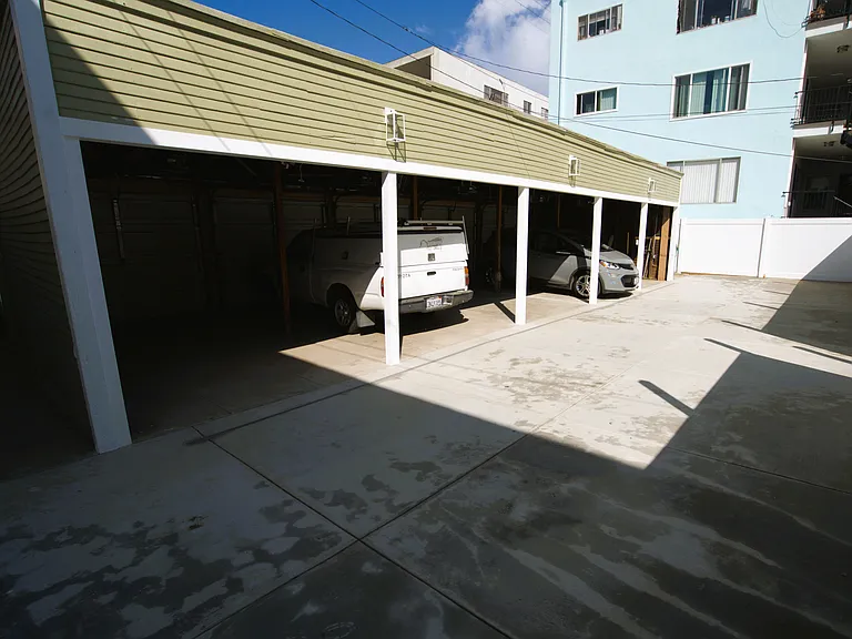 1123 E Ocean Blvd #D — Photo 20