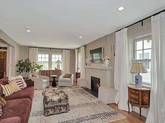 4th image of 10636 S Seeley Ave