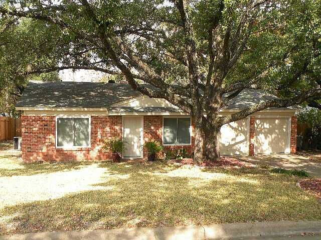 1st image of 906 Pepperell Ct