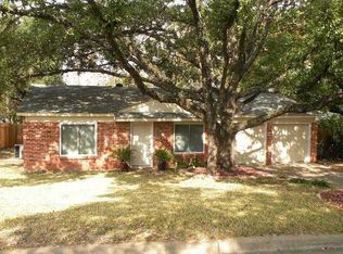 906 Pepperell Ct, Austin, TX 78753