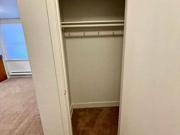 5th image of 1011 E Division St #103