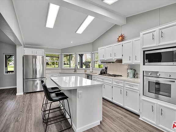 4th image of 73450 Country Club Dr Space 144