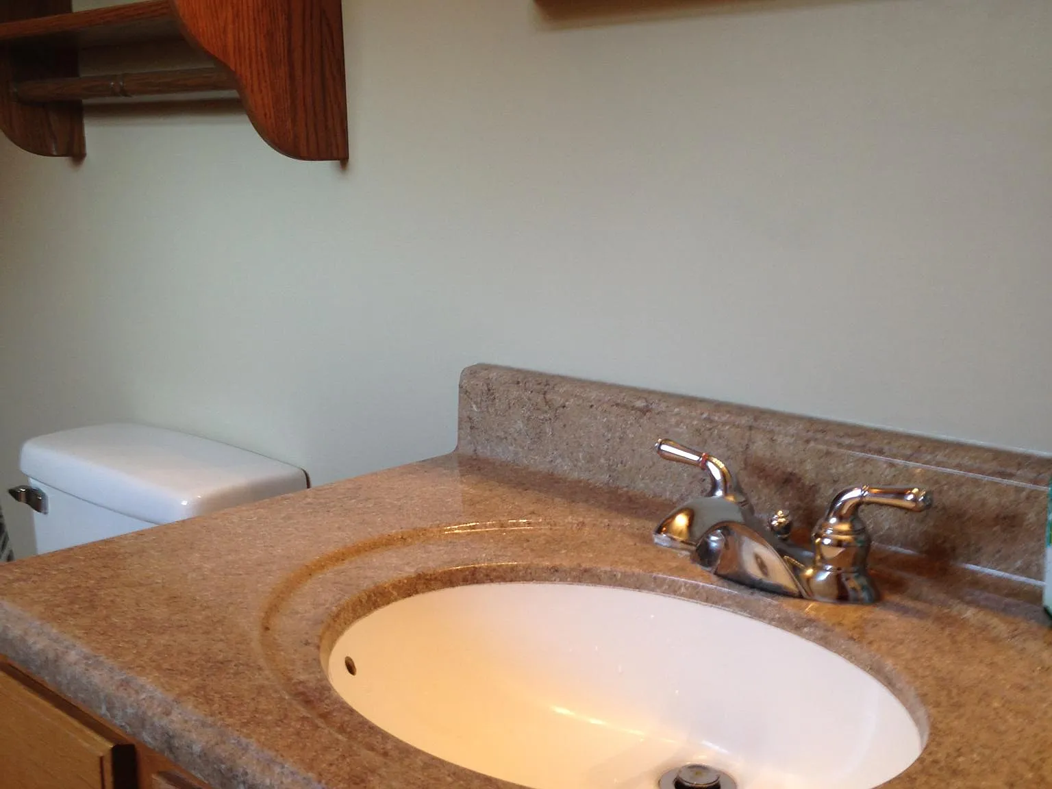 3 bed, 1232 sqft, $1,995 — Photo 3