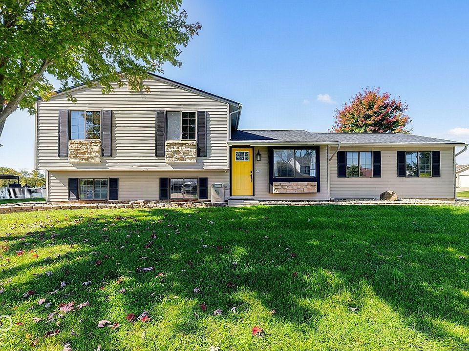 1st image of 10803 Lupine Ln