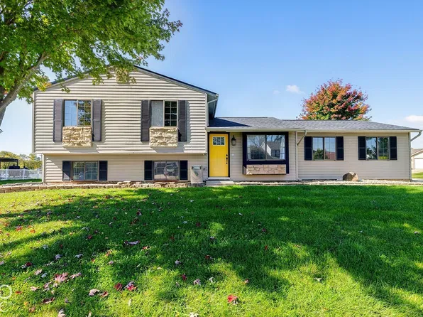 10803 Lupine Ln, Fort Wayne, IN 46804