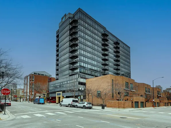 1309 N Wells St APT 706, Chicago, IL 60610