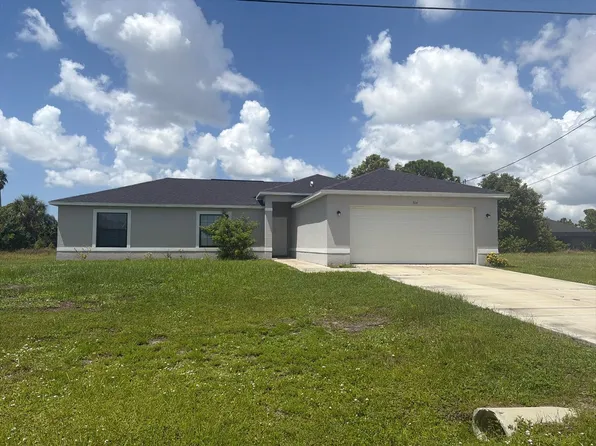 514 NE 5th Pl, Cape Coral, FL 33909