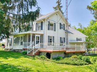 8503 Byron Rd, Howell, MI 48855