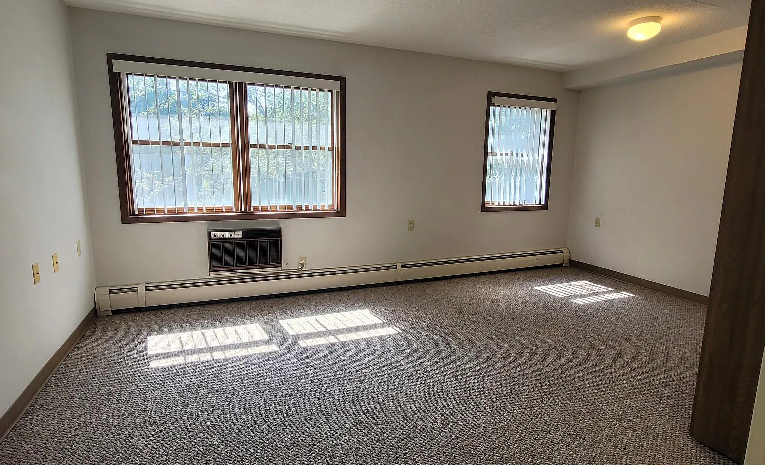 Palmer Apartments — Photo 4