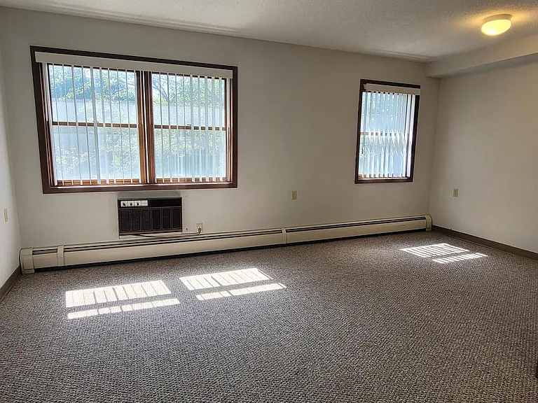 Palmer Apartments — Photo 4