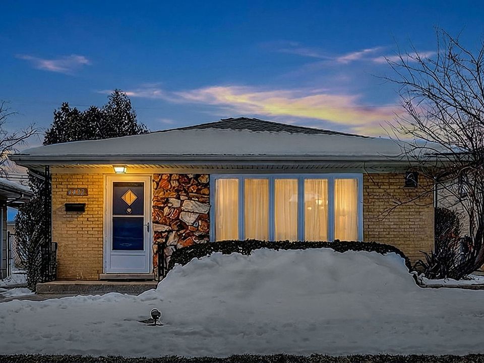 1st image of 4422 Blanchan Ave