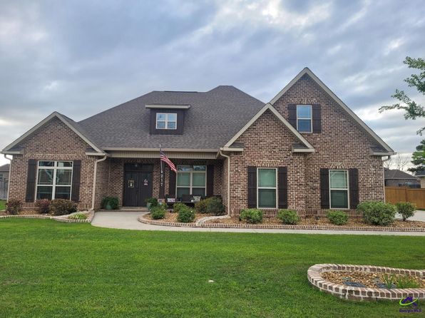 217 Woodlands Blvd, Kathleen, GA 31047