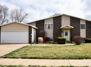 2345 Kensington Rd, Salina, KS 67401