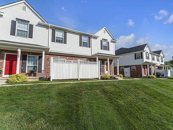 4th image of 2703 Riversedge Dr #106