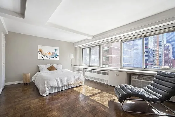 Sold by Compass | media 10