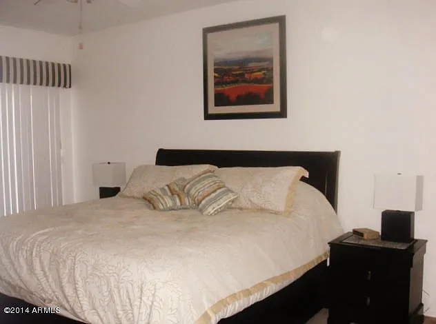 8800 N 107th Ave #10 — Photo 7