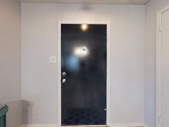 5th image of 3106 Norwich St