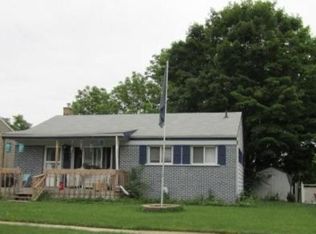 1042 Boynton Dr, Lansing, MI 48917