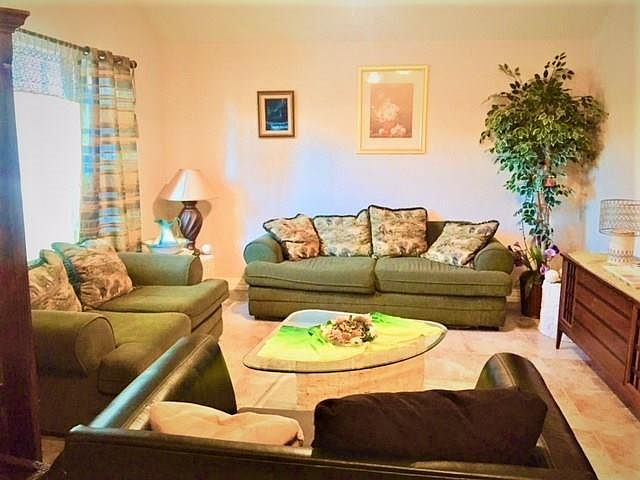 1st image of 947 Wood Brook Dr
