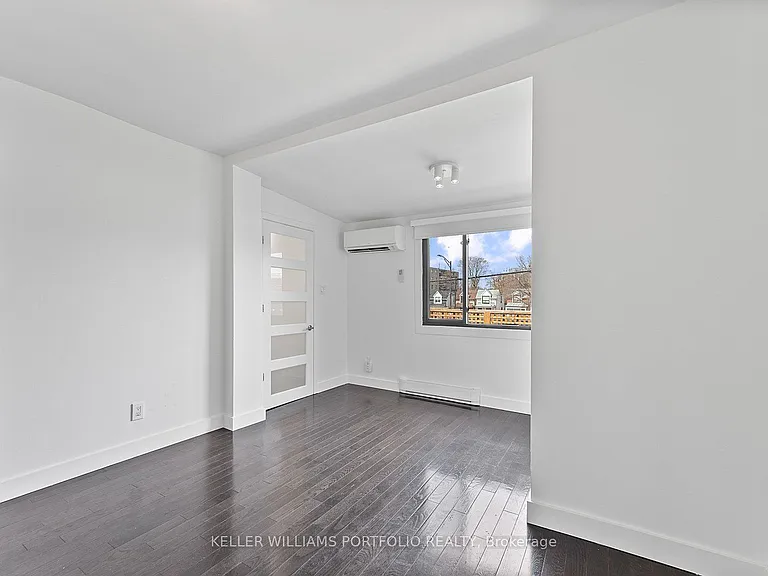 2118A Danforth Ave — Photo 23