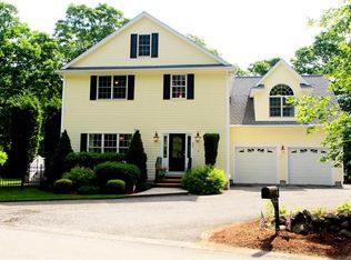 35 Old West Wrentham Rd, Cumberland, RI 02864