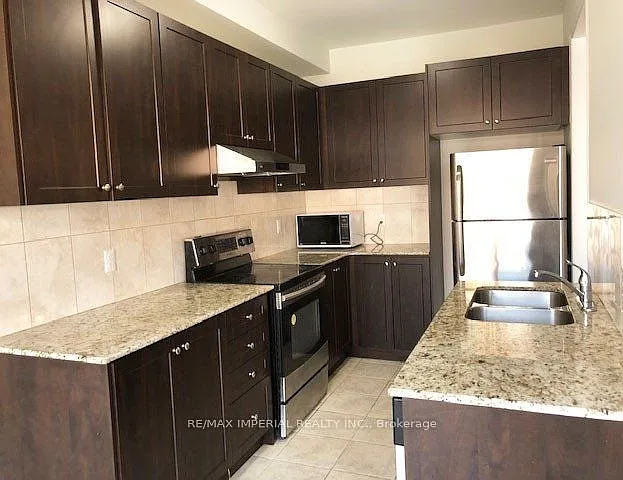 3 bed, $2,650 — Photo 4
