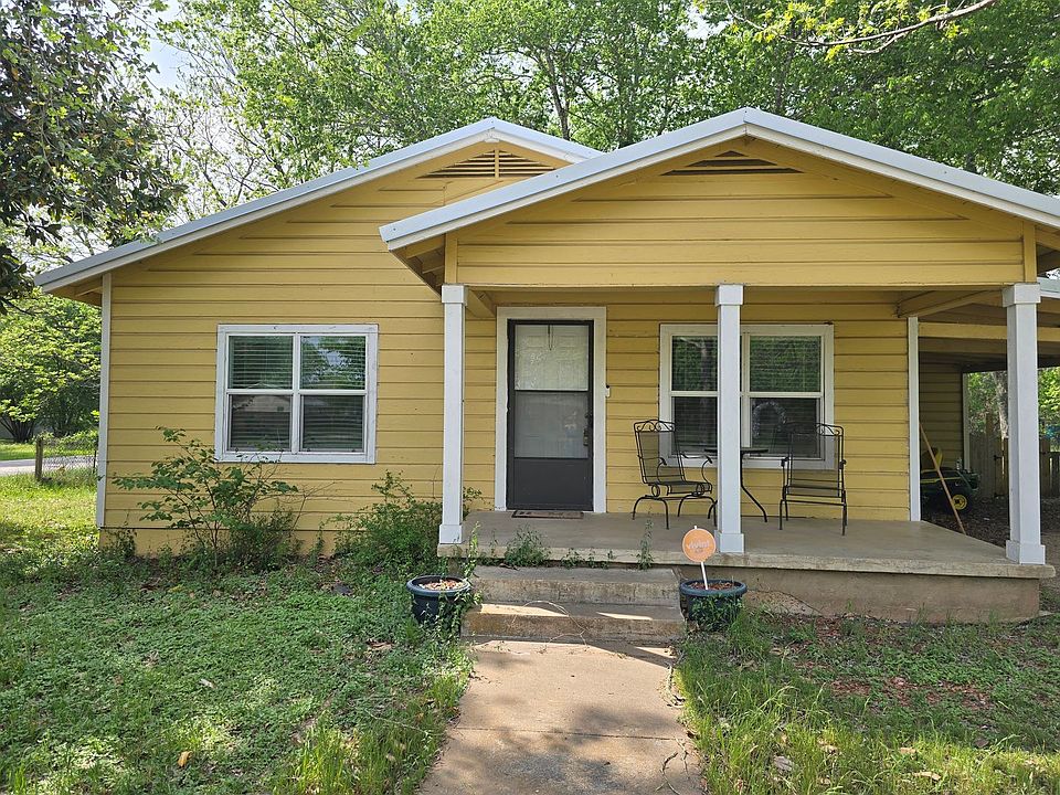 1st image of 208 Harris St
