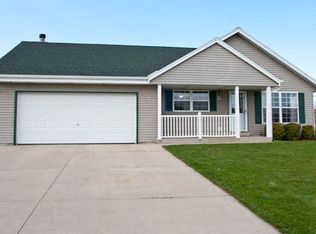 970 E Randy Rd, Oak Creek, WI 53154