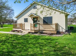 506 Birch St, Hixton, WI 54635