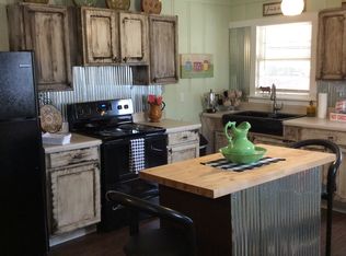 124 Dock Ln, Vernon, AL 35592