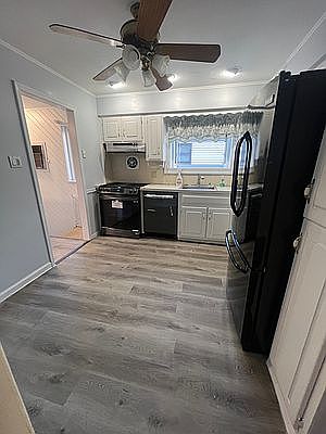 4th image of 6 Ludlow St Floor 1