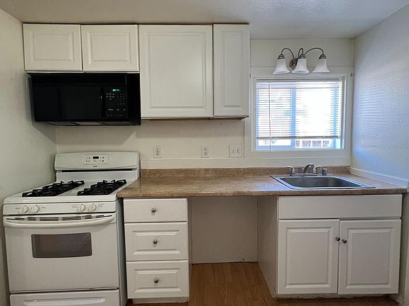 2nd image of 3643 Dakota Ave