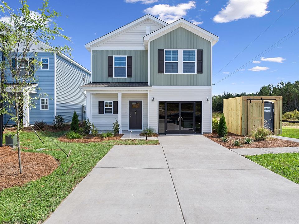 1st image of 192 Laurinton Farms Dr