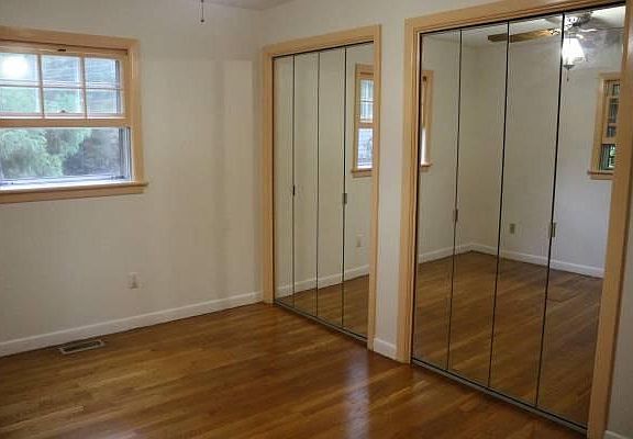 4th image of 12 Fleming Cir