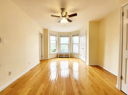 Rented by Linda N Eskander, LREB | media 11
