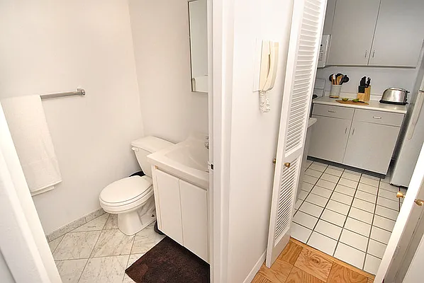 Rented by Shany Landmarks LLC | media 7