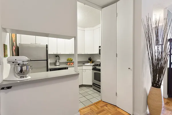 Sold by Douglas Elliman | media 4