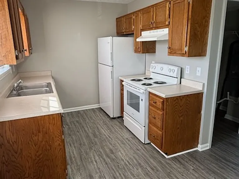 203 Aqueduct Dr — Photo 1