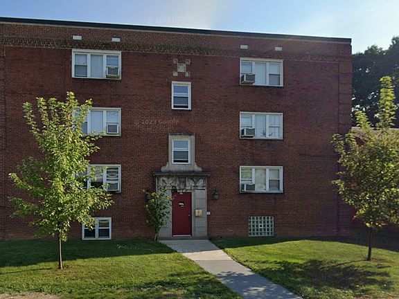 2nd image of 1101 Fawcett Ave #12