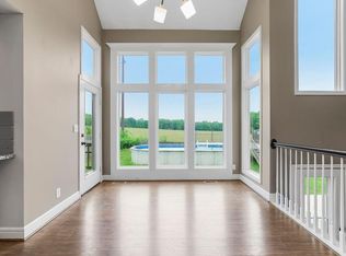 508 Shannon Ave, Smithville, MO 64089