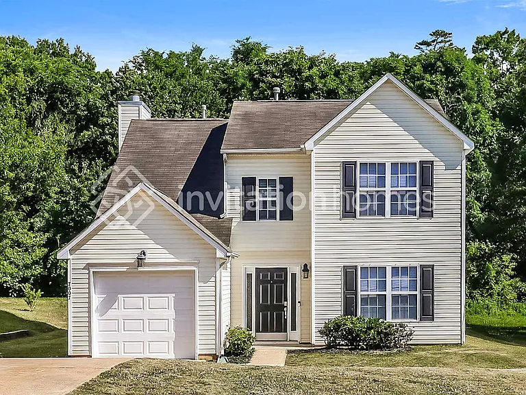 7007 Hidden Creek Dr — Photo 1