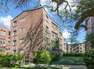 1138 W Lunt Ave APT 4B, Chicago, IL 60626