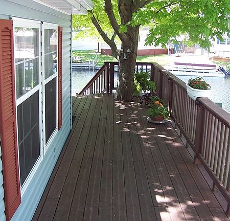 4th image of 2725 Birch St
