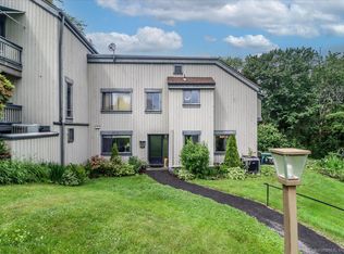 192 Heritage Vlg #A, Southbury, CT 06488