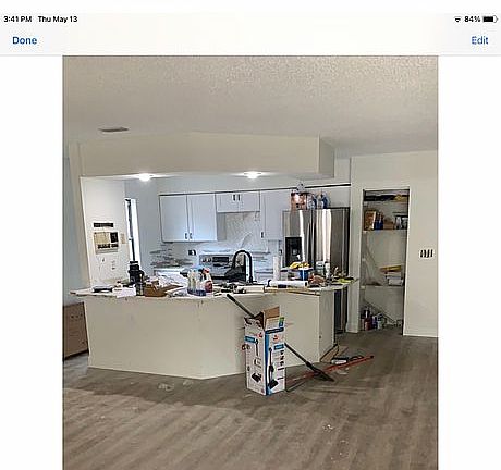 2nd image of 407 N Manhattan Ave