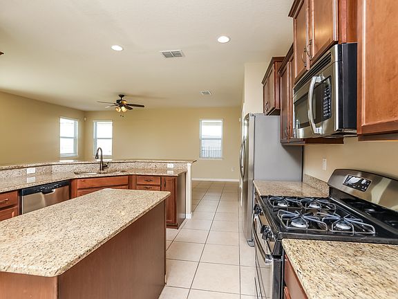 3rd image of 226 Laurel Point Ct